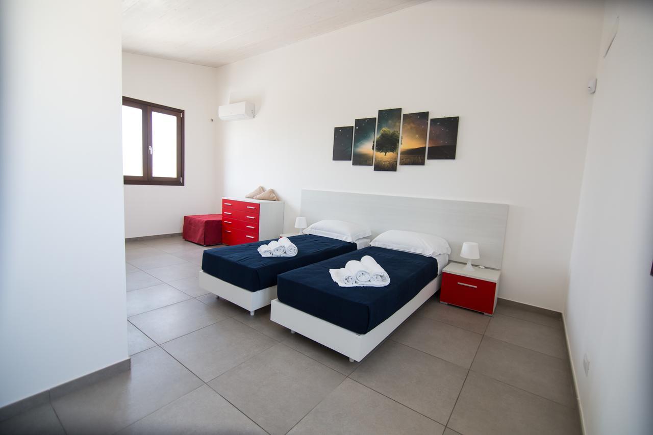 Ville Edilia Vacanze Marina di Ragusa Exterior foto